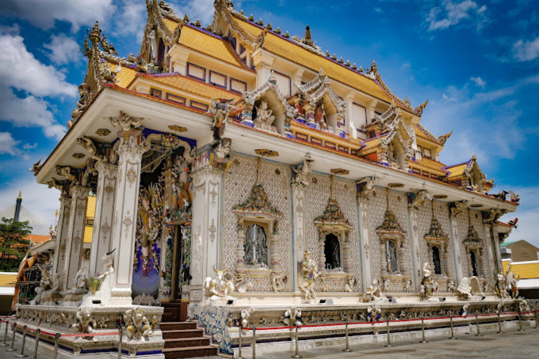 Wat Pariwat