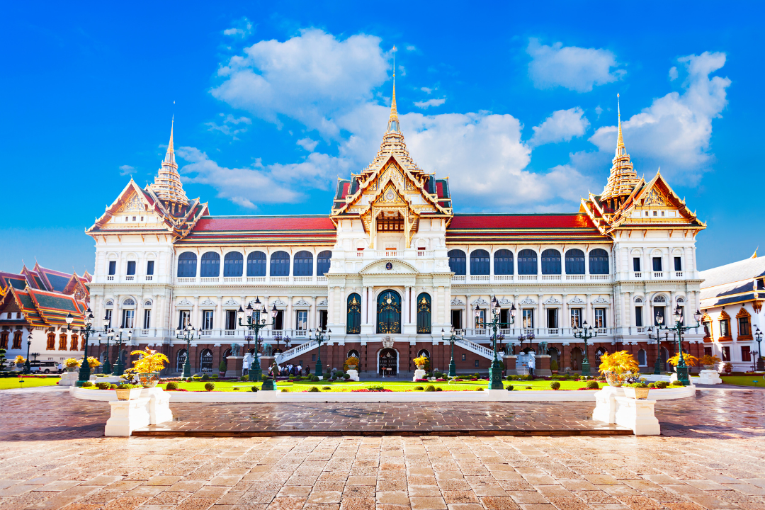 Royal Throne Halls